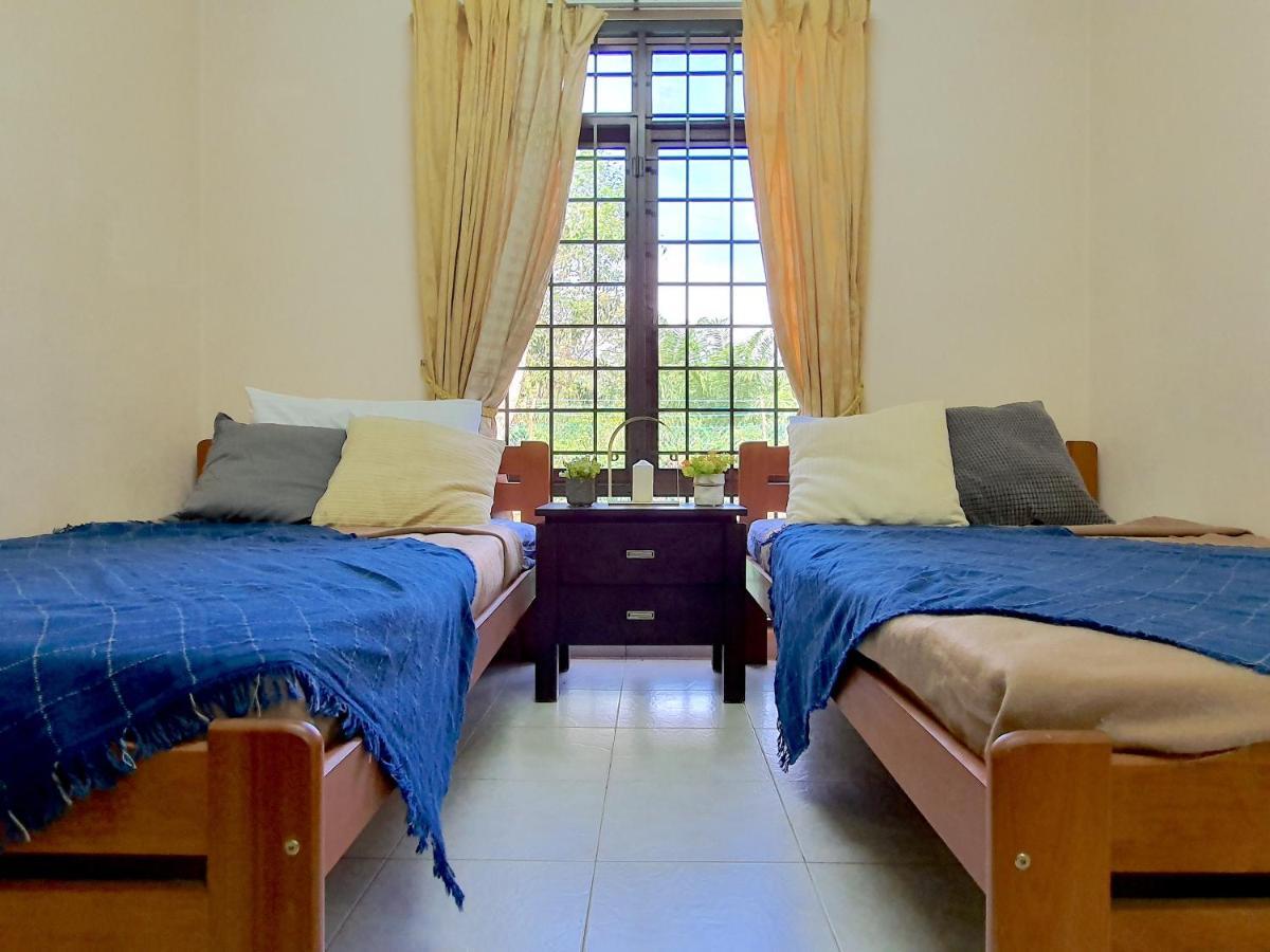 Melaka Afamosa Villa With Private Pool For 10 Pax Alor Gajah Zewnętrze zdjęcie