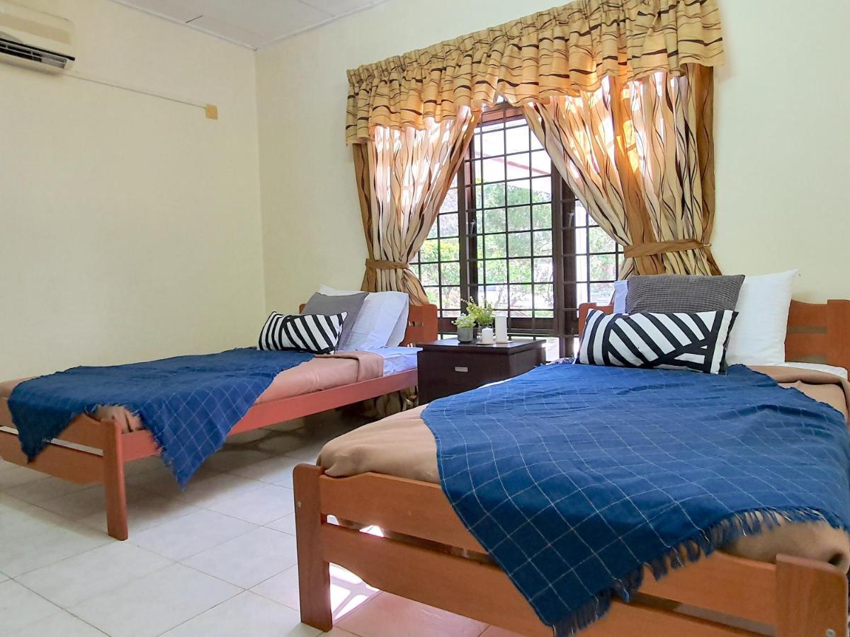 Melaka Afamosa Villa With Private Pool For 10 Pax Alor Gajah Zewnętrze zdjęcie