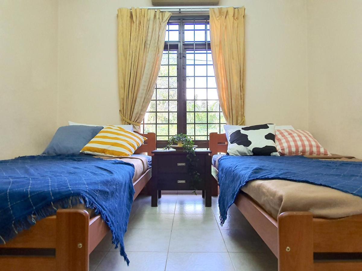 Melaka Afamosa Villa With Private Pool For 10 Pax Alor Gajah Zewnętrze zdjęcie